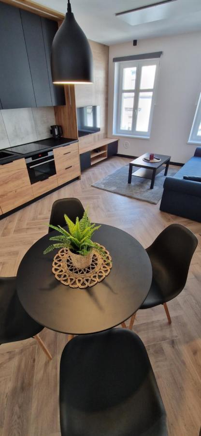 Apartament Ksiaz Świebodzice Dış mekan fotoğraf